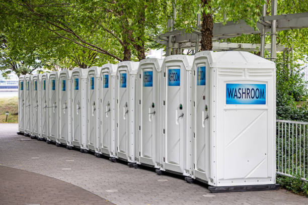 Best Porta potty rental near me  in Loma Ri, CA